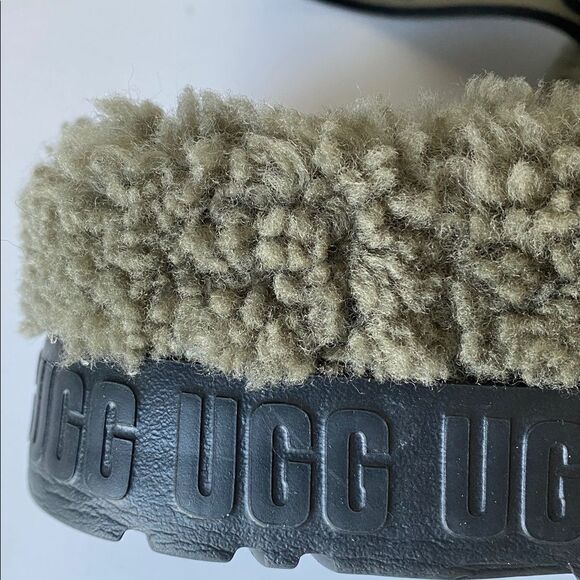 UGG Oh Fluffita Slide Burnt Olive Sandals Men’s 12 / Women’s 13 Cozy Statement main image 6